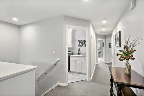 337 Willoughby Way W Minnetonka MN 55305