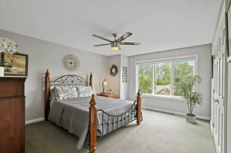 337 Willoughby Way W Minnetonka MN 55305