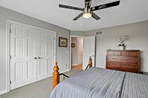 337 Willoughby Way W Minnetonka MN 55305