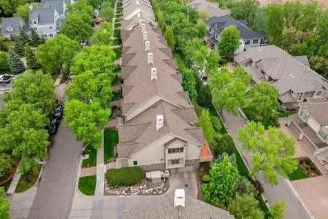 337 Willoughby Way W Minnetonka MN 55305