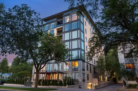 301 Kenwood Parkway Minneapolis MN 55403