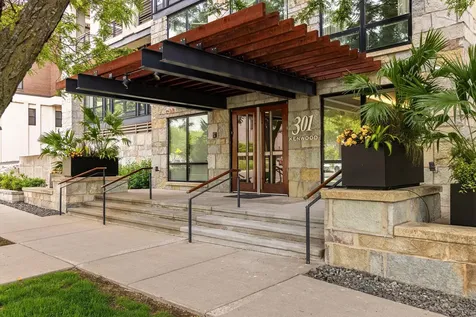 301 Kenwood Parkway Minneapolis MN 55403