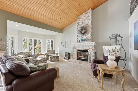 14473 Barnes Drive Detroit Lakes MN 56501