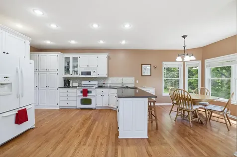 1084 Tamberwood Court Woodbury MN 55125