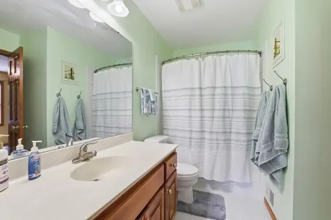 1084 Tamberwood Court Woodbury MN 55125
