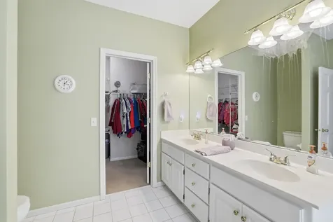 1084 Tamberwood Court Woodbury MN 55125