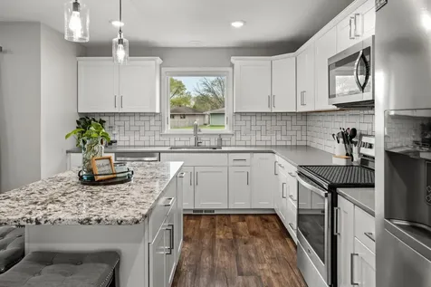 1437 E Gateway Circle S Fargo ND 58103