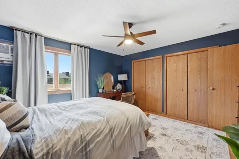 2011 Park Boulevard S Fargo ND 58103