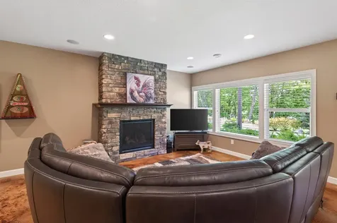 14349 Shore Crest Drive NW Prior Lake MN 55372