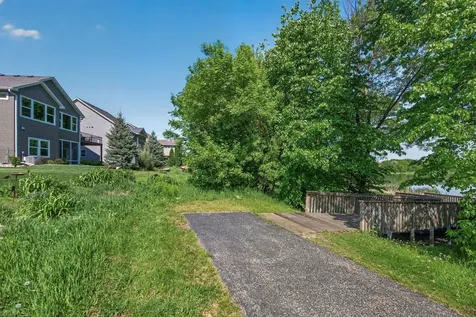 14349 Shore Crest Drive NW Prior Lake MN 55372