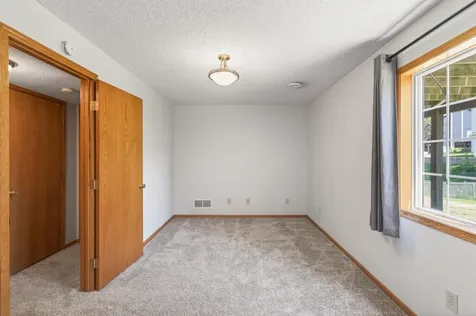 14435 Alabama Avenue S Savage MN 55378