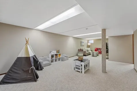 881 Pandora Drive NE Fridley MN 55432