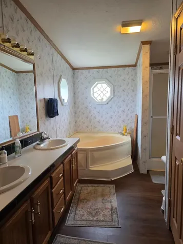 13 Spruce Drive Duluth MN 55810