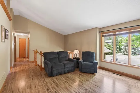 13628 Bryant Place S Burnsville MN 55337