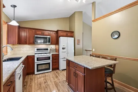 13628 Bryant Place S Burnsville MN 55337