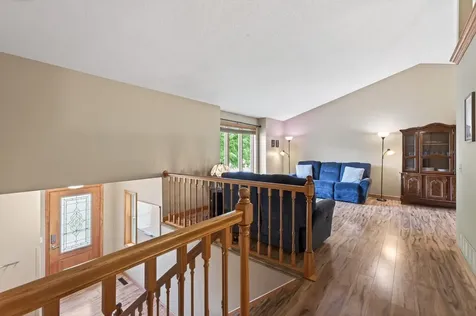 13628 Bryant Place S Burnsville MN 55337