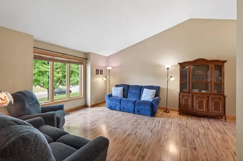 13628 Bryant Place S Burnsville MN 55337