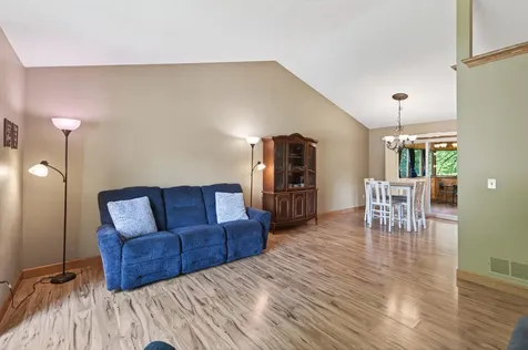 13628 Bryant Place S Burnsville MN 55337