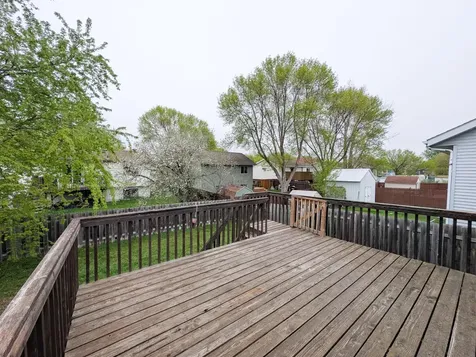 1918 5 Avenue E West Fargo ND 58078