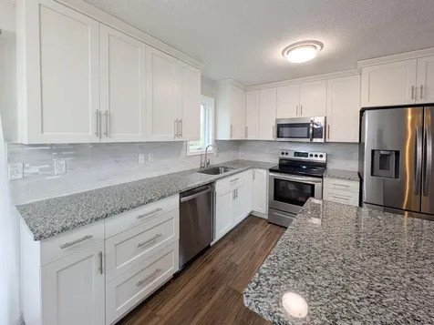 1918 5 Avenue E West Fargo ND 58078