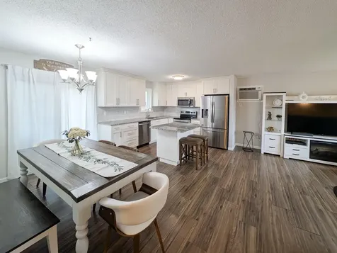 1918 5 Avenue E West Fargo ND 58078
