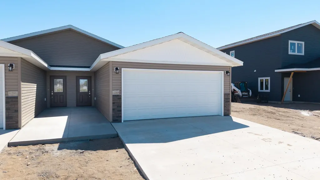 1244 4th Avenue NW Valley City ND 58072