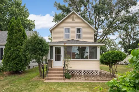 4852 Bloom Avenue White Bear Lake MN 55110
