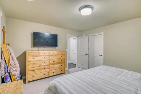 6969 Golden Valley Parkway S Fargo ND 58104