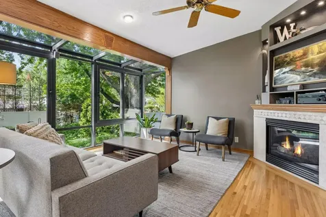 1866 Edgewater Avenue Arden Hills MN 55112