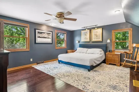 1866 Edgewater Avenue Arden Hills MN 55112
