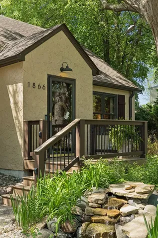 1866 Edgewater Avenue Arden Hills MN 55112