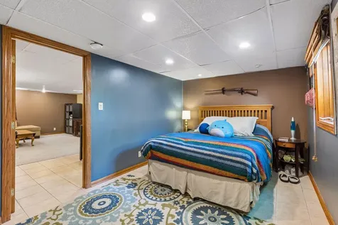 1866 Edgewater Avenue Arden Hills MN 55112