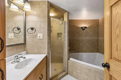 1866 Edgewater Avenue Arden Hills MN 55112