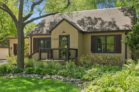 1866 Edgewater Avenue Arden Hills MN 55112