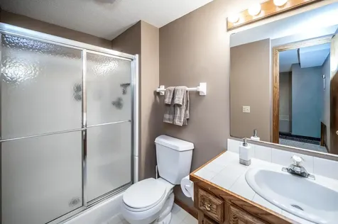 868 Basswood Lane Eagan MN 55123