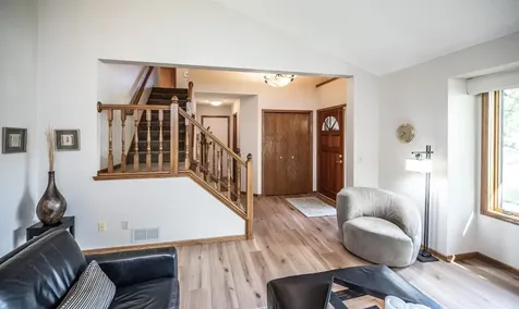 868 Basswood Lane Eagan MN 55123