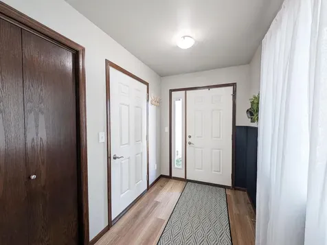 5817 57 Avenue S Fargo ND 58104