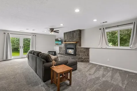 16008 Sheldon Avenue Eden Prairie MN 55344