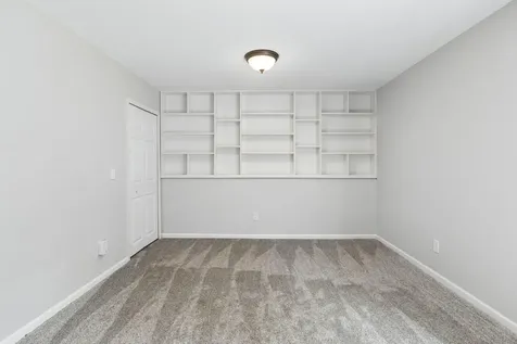 16008 Sheldon Avenue Eden Prairie MN 55344