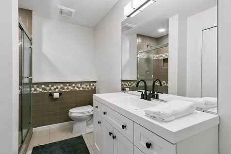16008 Sheldon Avenue Eden Prairie MN 55344
