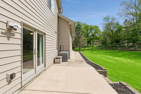 16008 Sheldon Avenue Eden Prairie MN 55344