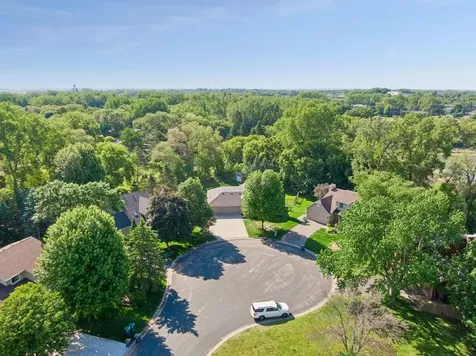 16008 Sheldon Avenue Eden Prairie MN 55344