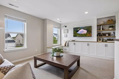 2265 Creekview Drive Victoria MN 55386