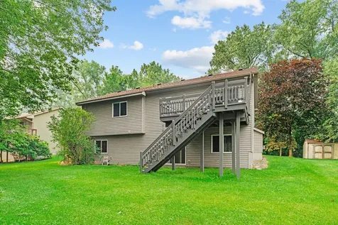 397 Viking Drive E Little Canada MN 55117