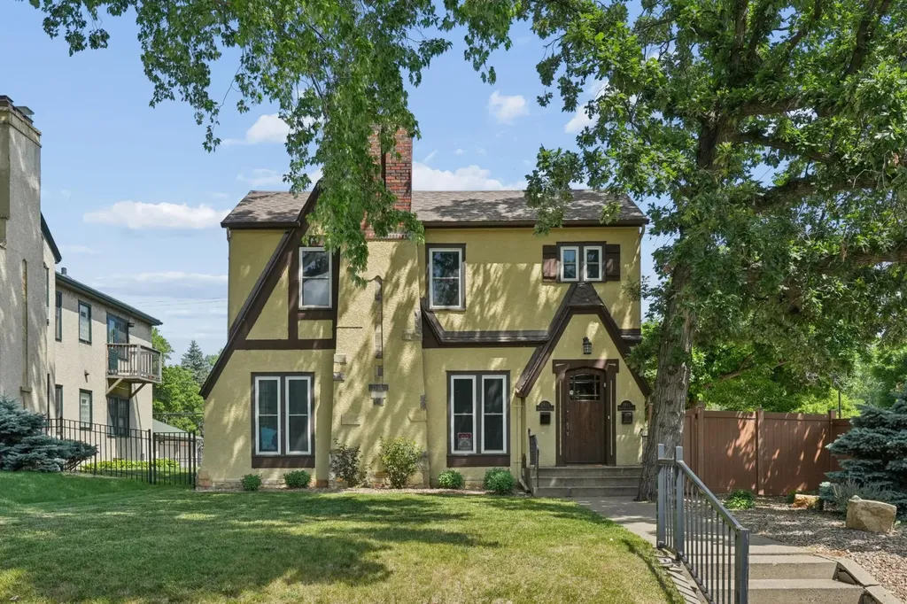 2933 Drew Avenue S Minneapolis MN 55416