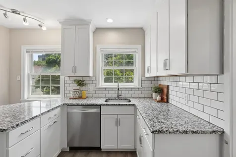 2933 Drew Avenue S Minneapolis MN 55416