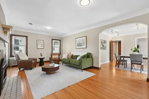 2933 Drew Avenue S Minneapolis MN 55416
