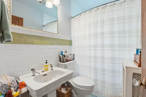 2933 Drew Avenue S Minneapolis MN 55416