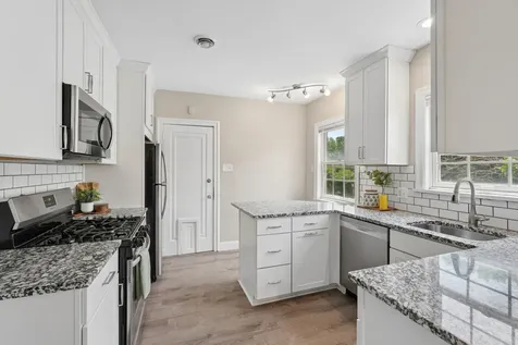 2933 Drew Avenue S Minneapolis MN 55416