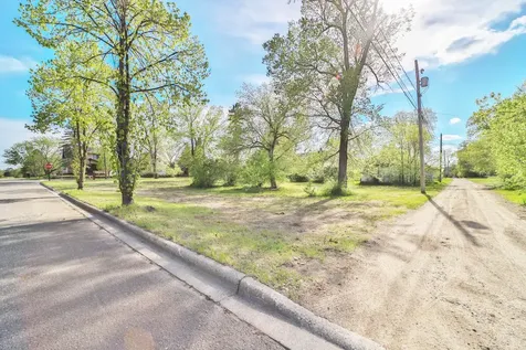 221 Dakota Avenue SE Staples MN 56479